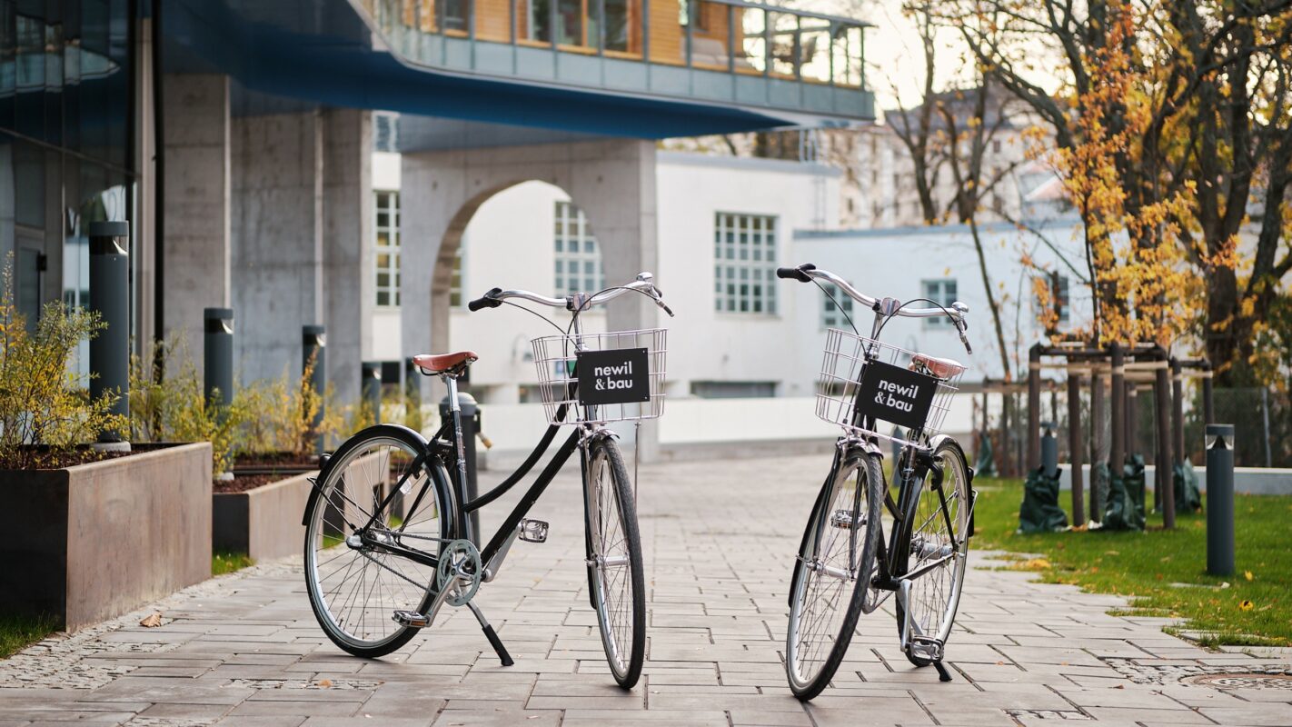 meander-landscape-shared-bicycles-outside